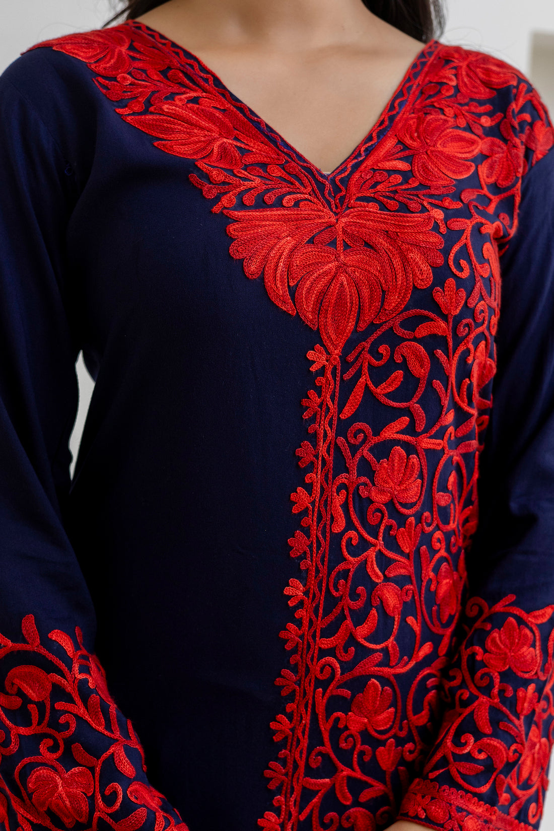 TOK Aari Embroidered Cotton Solid Women's Long Kurta - Navy Blue