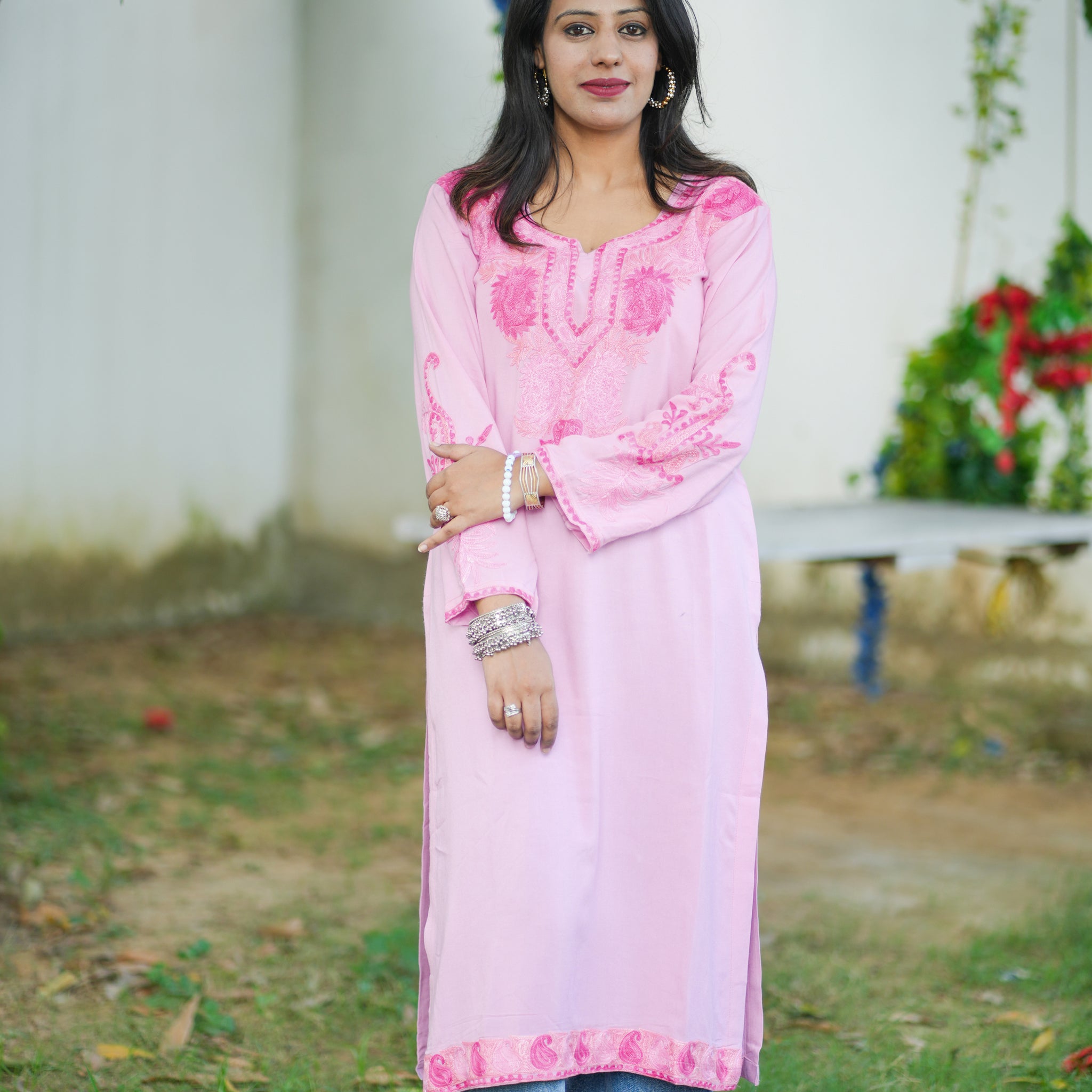 TOK Aari Embroidered Cotton Solid Women's Long Kurta - Pastel Pink