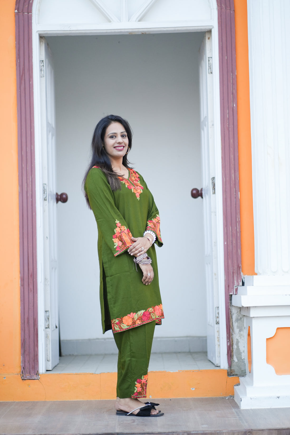 TOK Aari Embroidered Cotton Solid Women's 2PC Co-ord Set - Olive Green