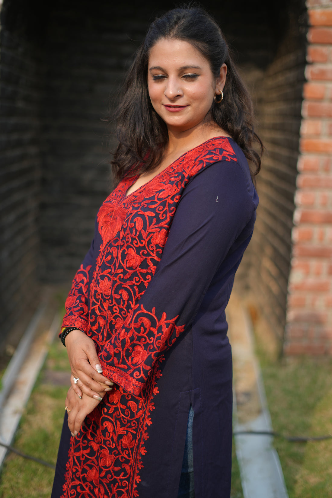 TOK Aari Embroidered Cotton Solid Women's Long Kurta - Navy Blue